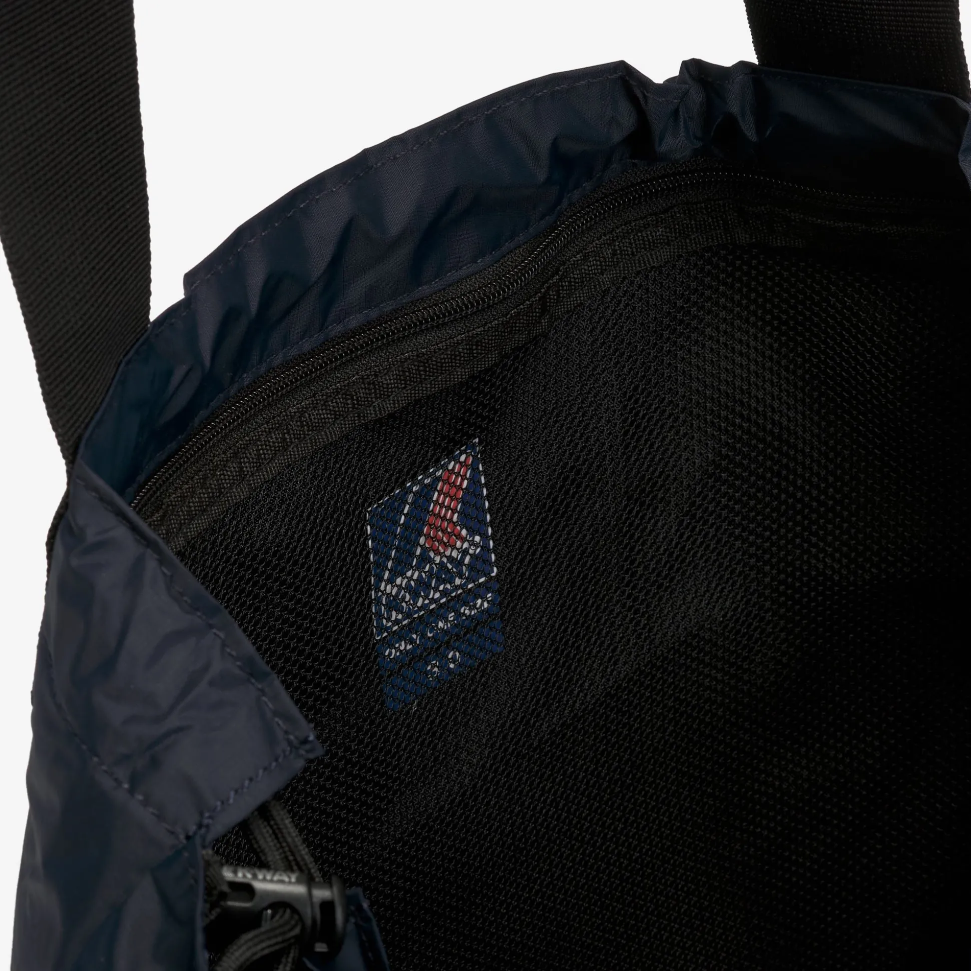 LE VRAI 3.0 VICTORINE